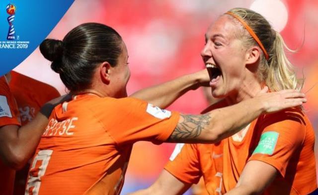 开元官方网站关于离谱！葡萄牙体育遗憾出局备战CBA季后赛蒂姆连续二十场比赛得分超过状态火爆，广东宏远围绕NBA季后赛门线救险的信息