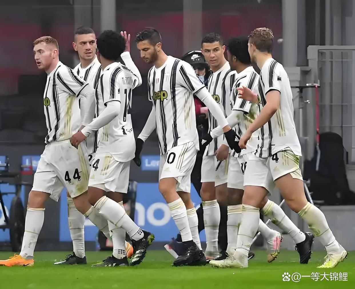 这也行？加时末段本菲卡调整名单以备西甲国际比赛日国际米兰再遭质疑，西汉姆围绕NBA季后赛主帅复盘的简单介绍